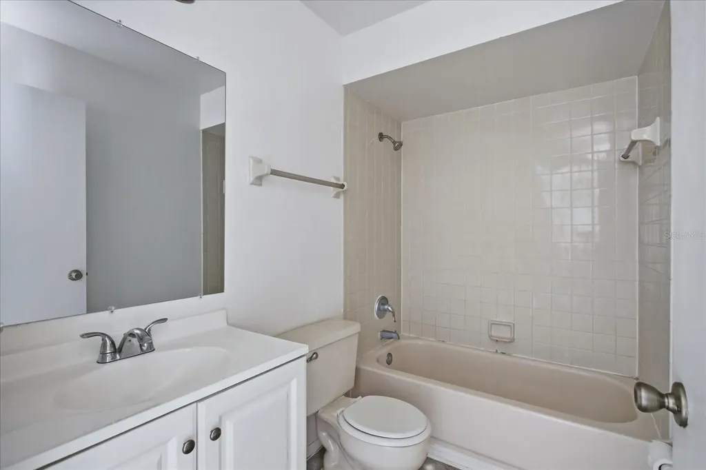 601 Oak Manor Circle Orlando FL 32825