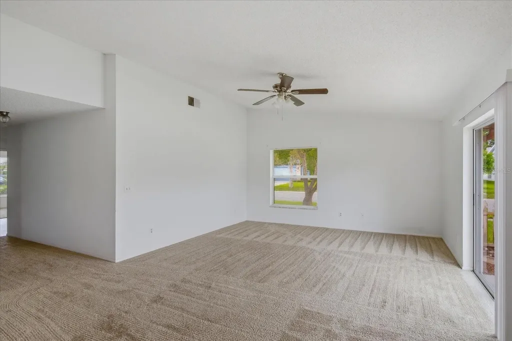 601 Oak Manor Circle Orlando FL 32825
