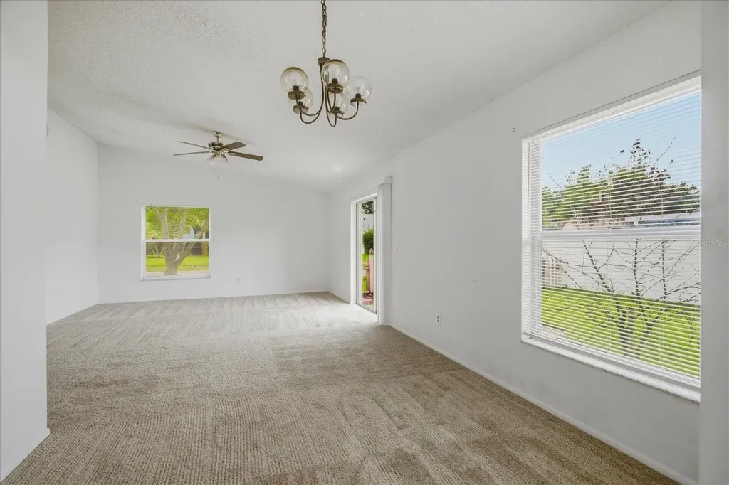 601 Oak Manor Circle Orlando FL 32825