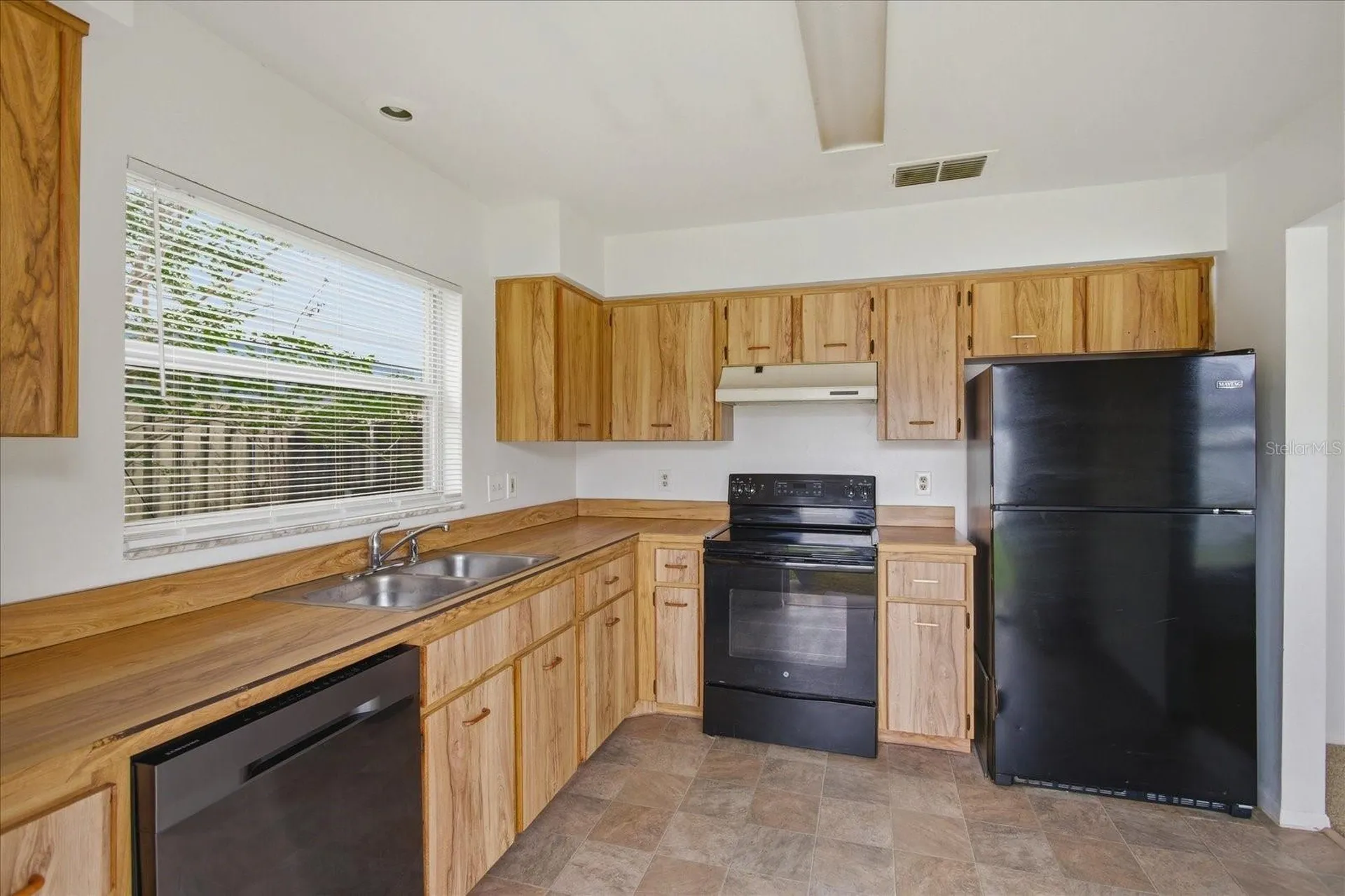 601 Oak Manor Circle Orlando FL 32825