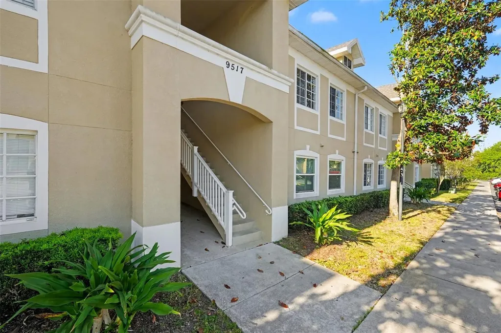 9517 Amberdale Court Riverview FL 33578