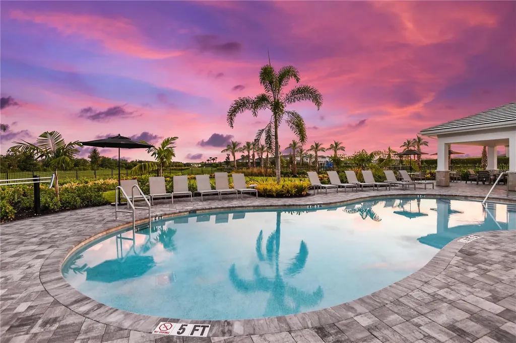 10863 Eclipse Street Sarasota FL 34241