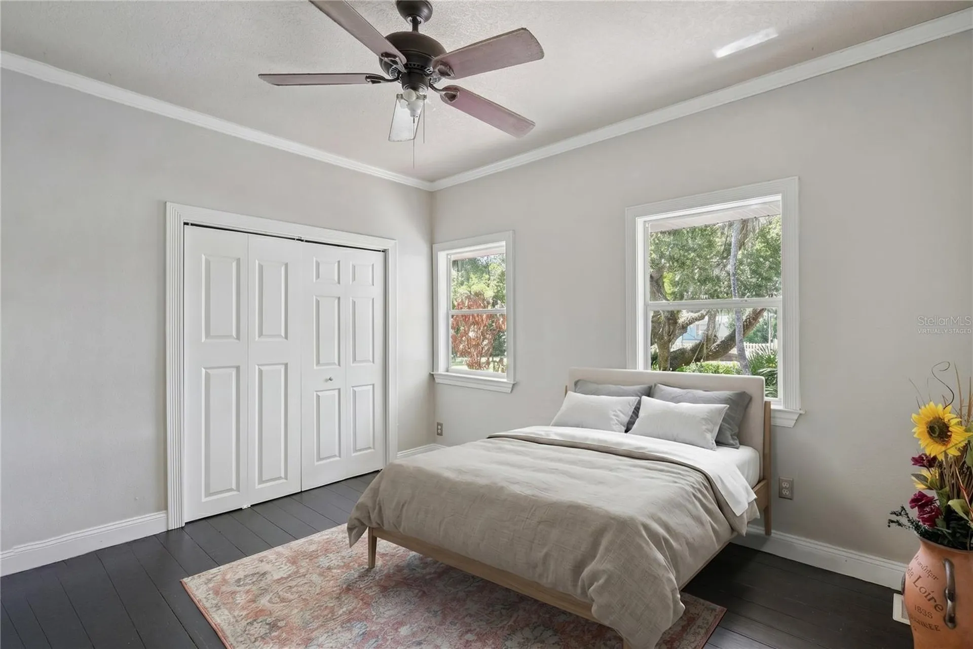 1048 N Grandview Street Mount Dora FL 32757