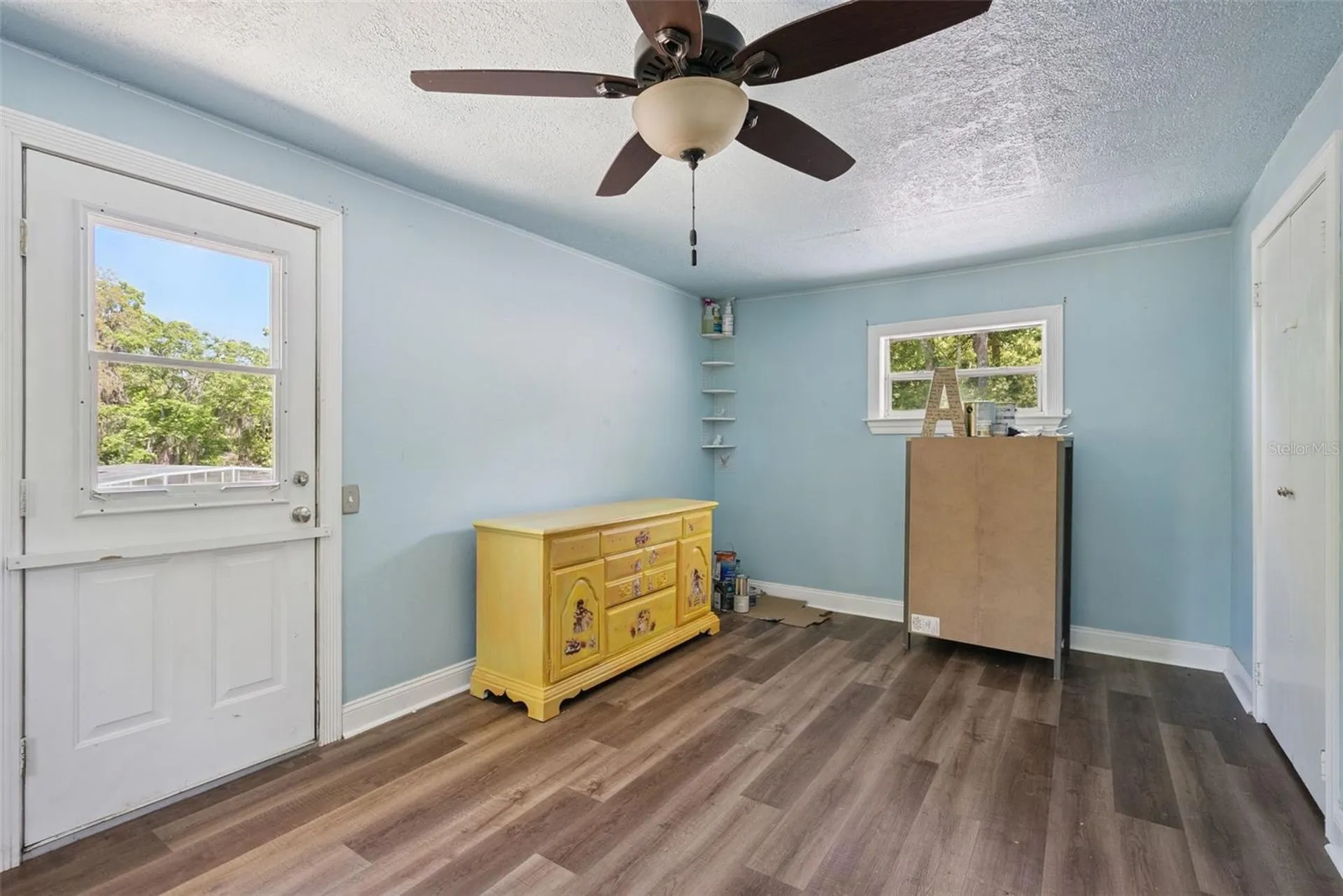 1048 N Grandview Street Mount Dora FL 32757