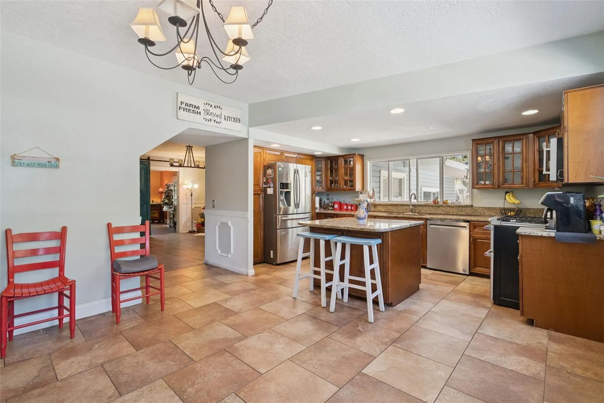1048 N Grandview Street Mount Dora FL 32757