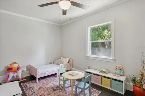 1048 N Grandview Street Mount Dora FL 32757