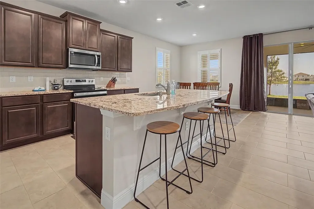 176 Bright Ibis Avenue Apollo Beach FL 33572
