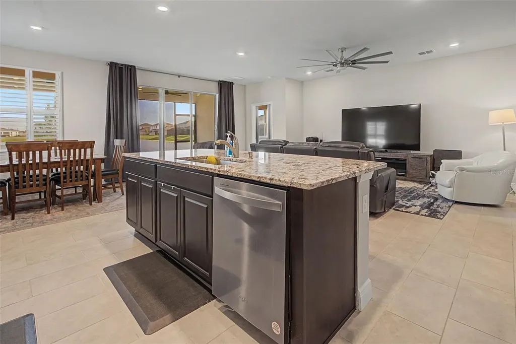 176 Bright Ibis Avenue Apollo Beach FL 33572