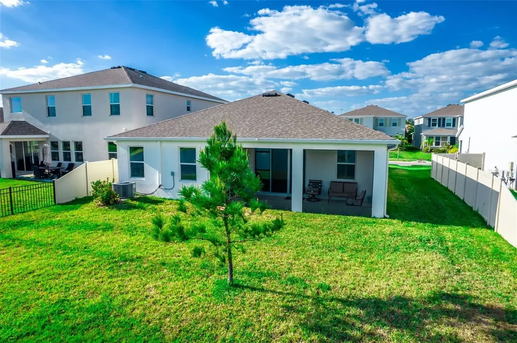 176 Bright Ibis Avenue Apollo Beach FL 33572