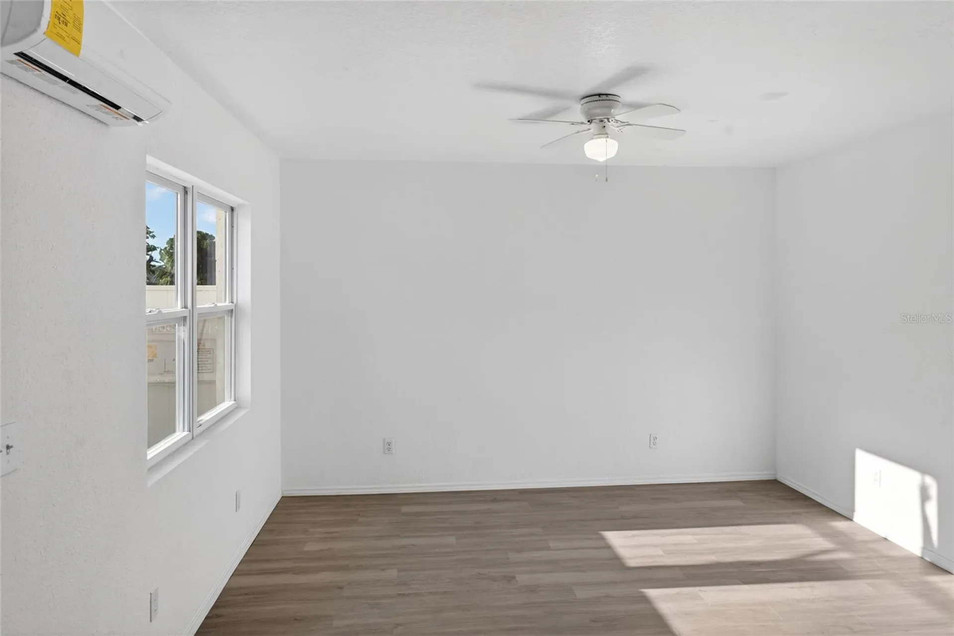 536 Royal Palm Drive Kissimmee FL 34743