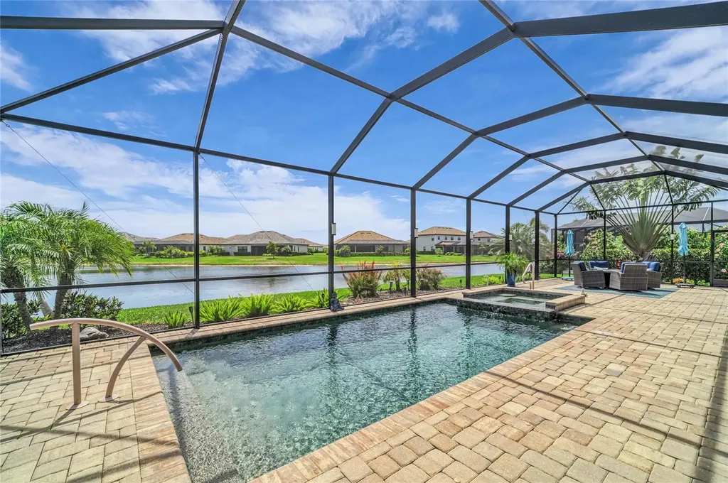 16204 Tradewind Terrace Lakewood Ranch FL 34211