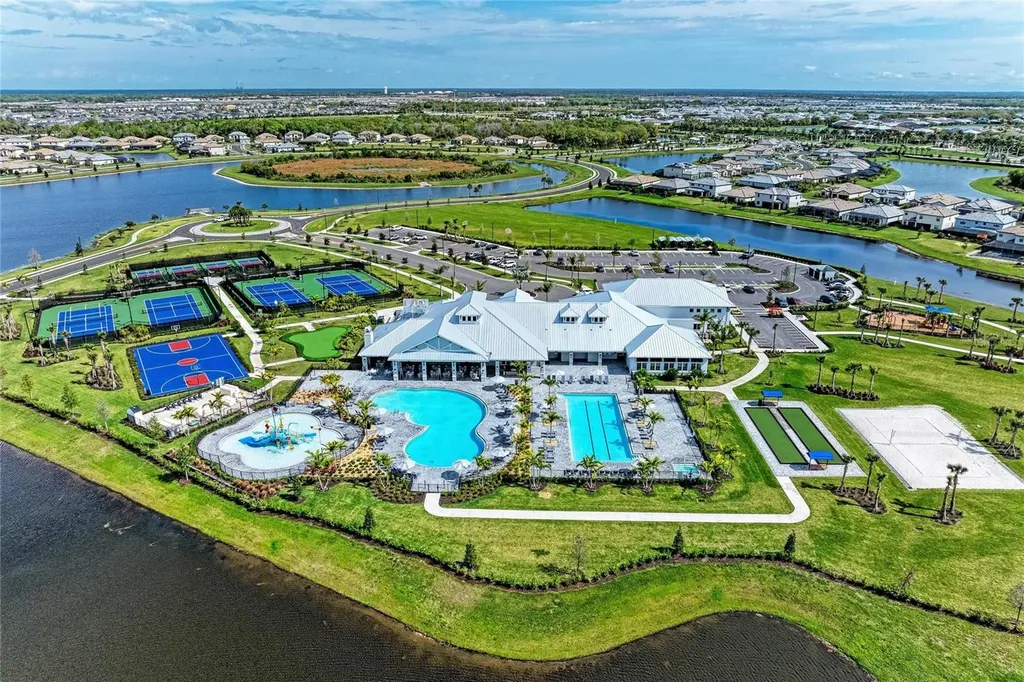 16204 Tradewind Terrace Lakewood Ranch FL 34211