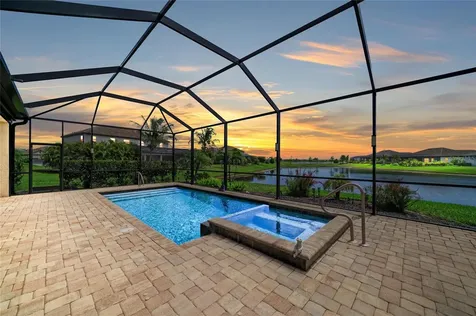 16204 Tradewind Terrace Lakewood Ranch FL 34211