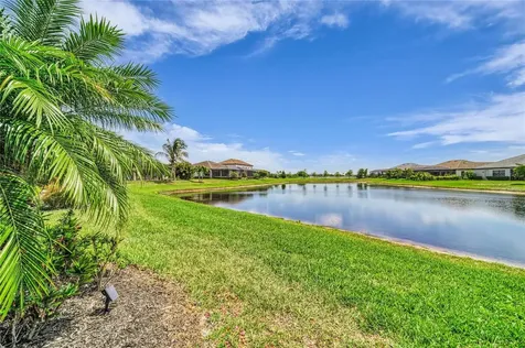 16204 Tradewind Terrace Lakewood Ranch FL 34211