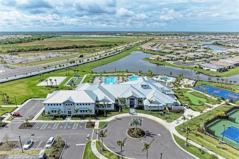 16204 Tradewind Terrace Lakewood Ranch FL 34211