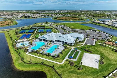 16204 Tradewind Terrace Lakewood Ranch FL 34211