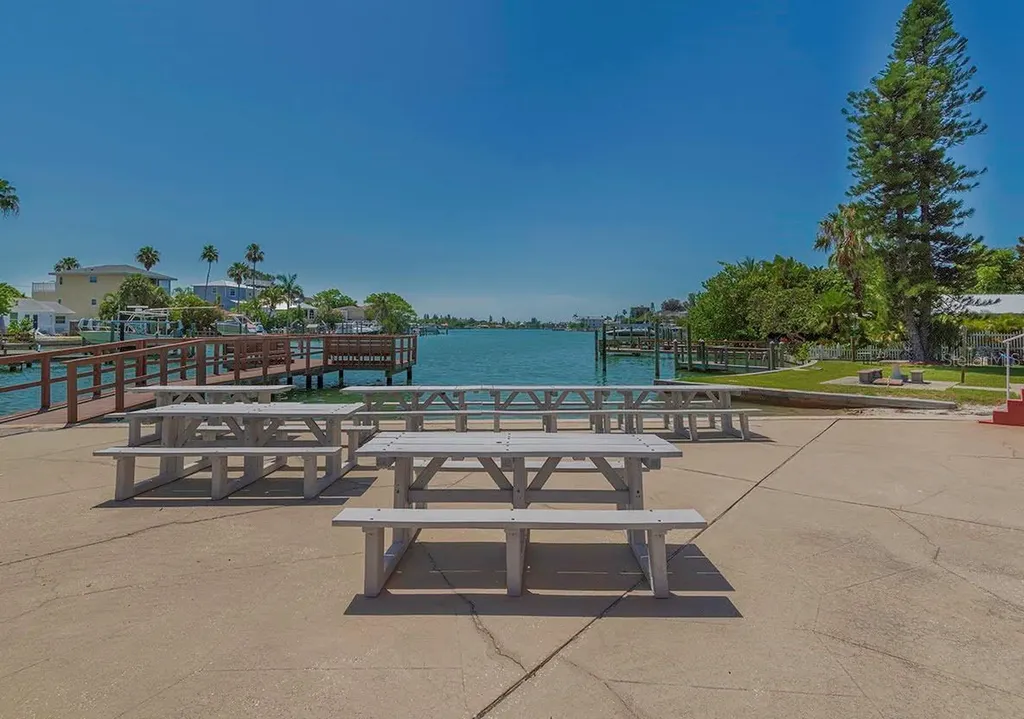 8567 W Gulf Boulevard St Petersburg FL 33706