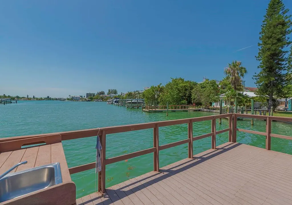 8567 W Gulf Boulevard St Petersburg FL 33706