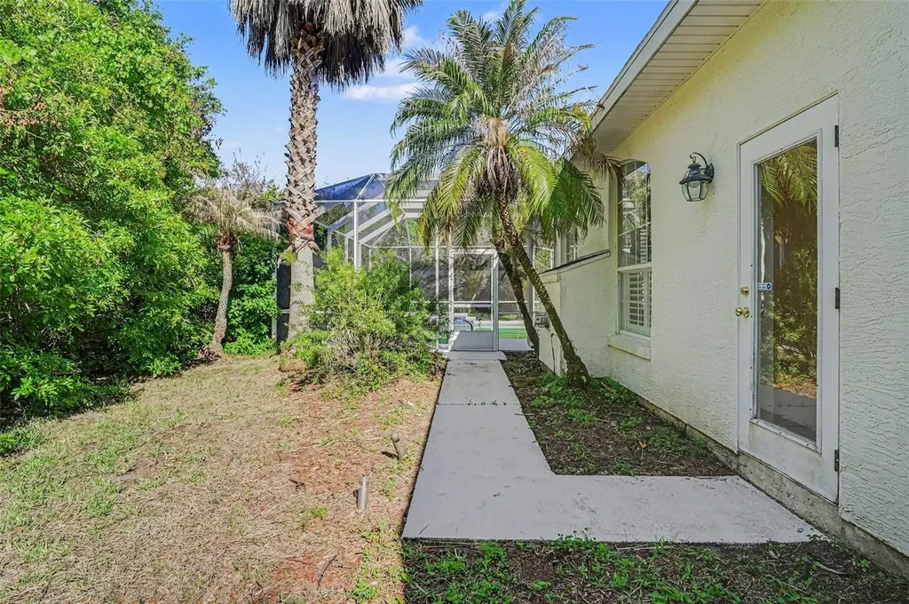 8 Fox Cliff Way Ormond Beach FL 32174