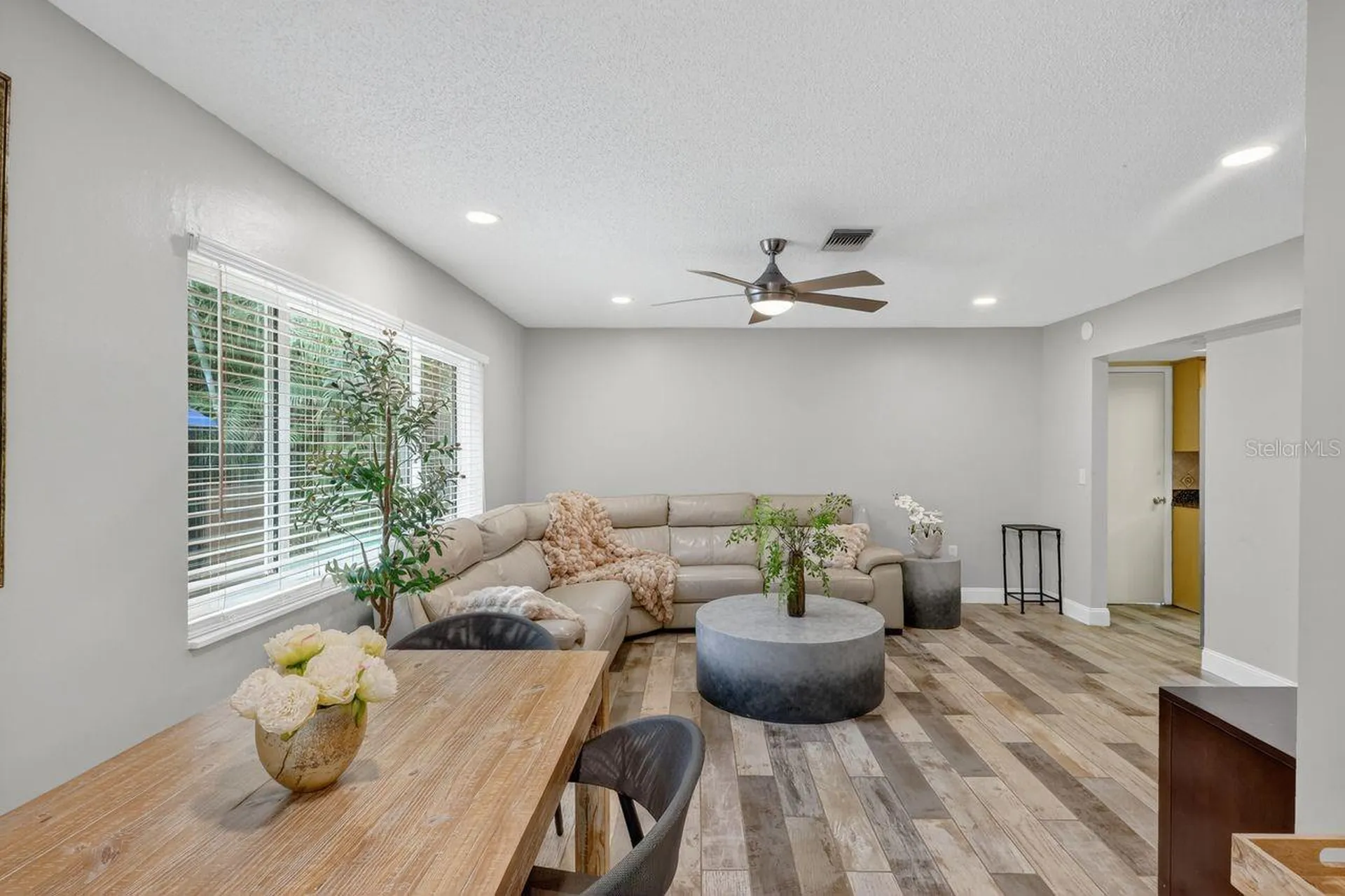 1884 Southpointe Drive Sarasota FL 34231