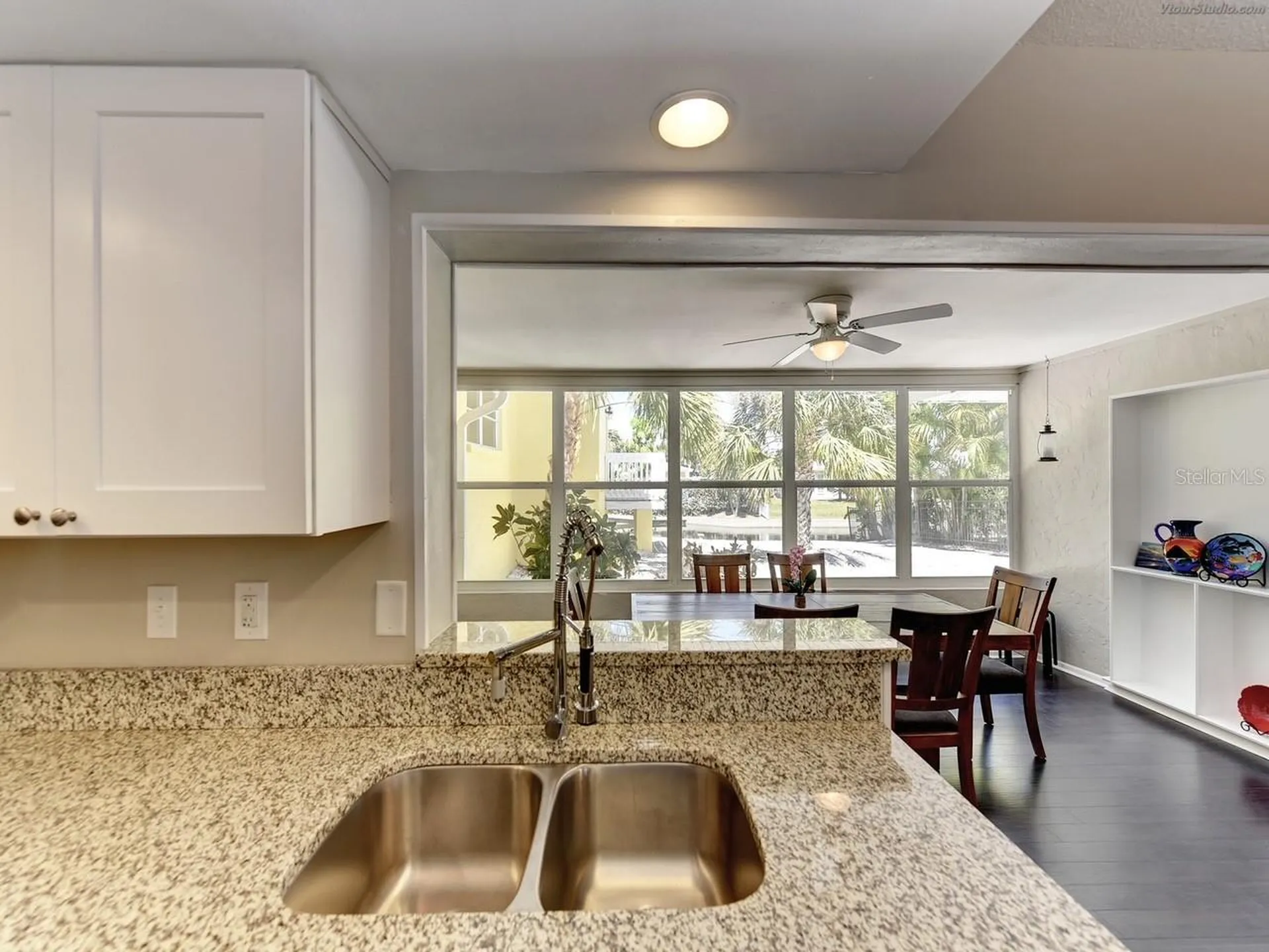 301 Avenida Madera Sarasota FL 34242