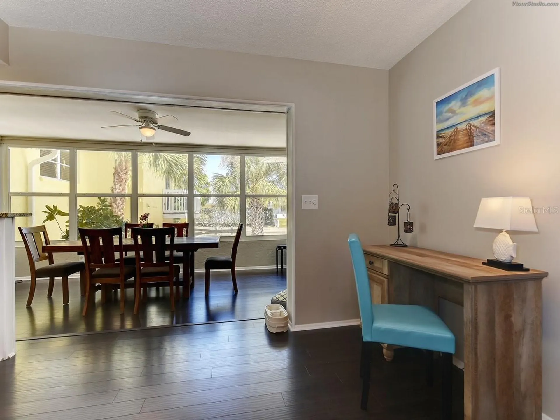 301 Avenida Madera Sarasota FL 34242