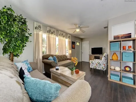 301 Avenida Madera Sarasota FL 34242