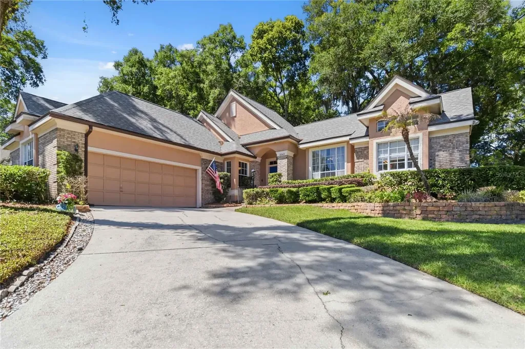 2043 Sawgrass Drive Apopka FL 32712