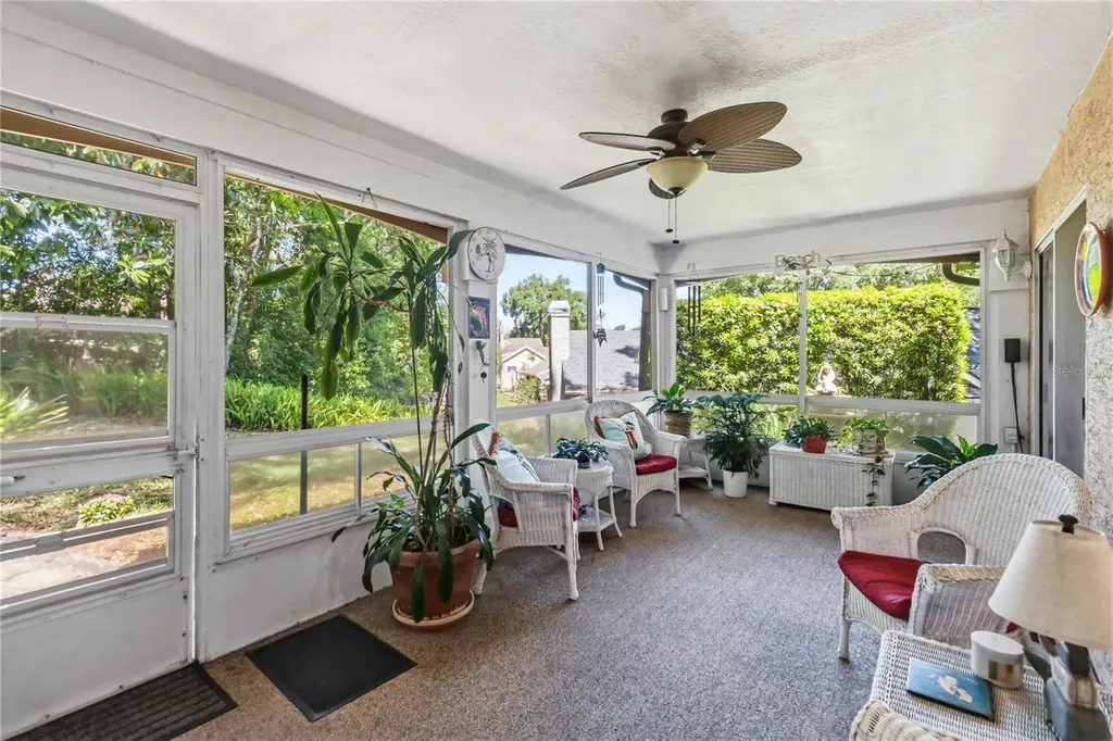 2043 Sawgrass Drive Apopka FL 32712