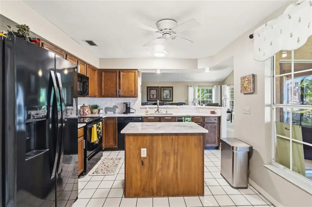 2043 Sawgrass Drive Apopka FL 32712