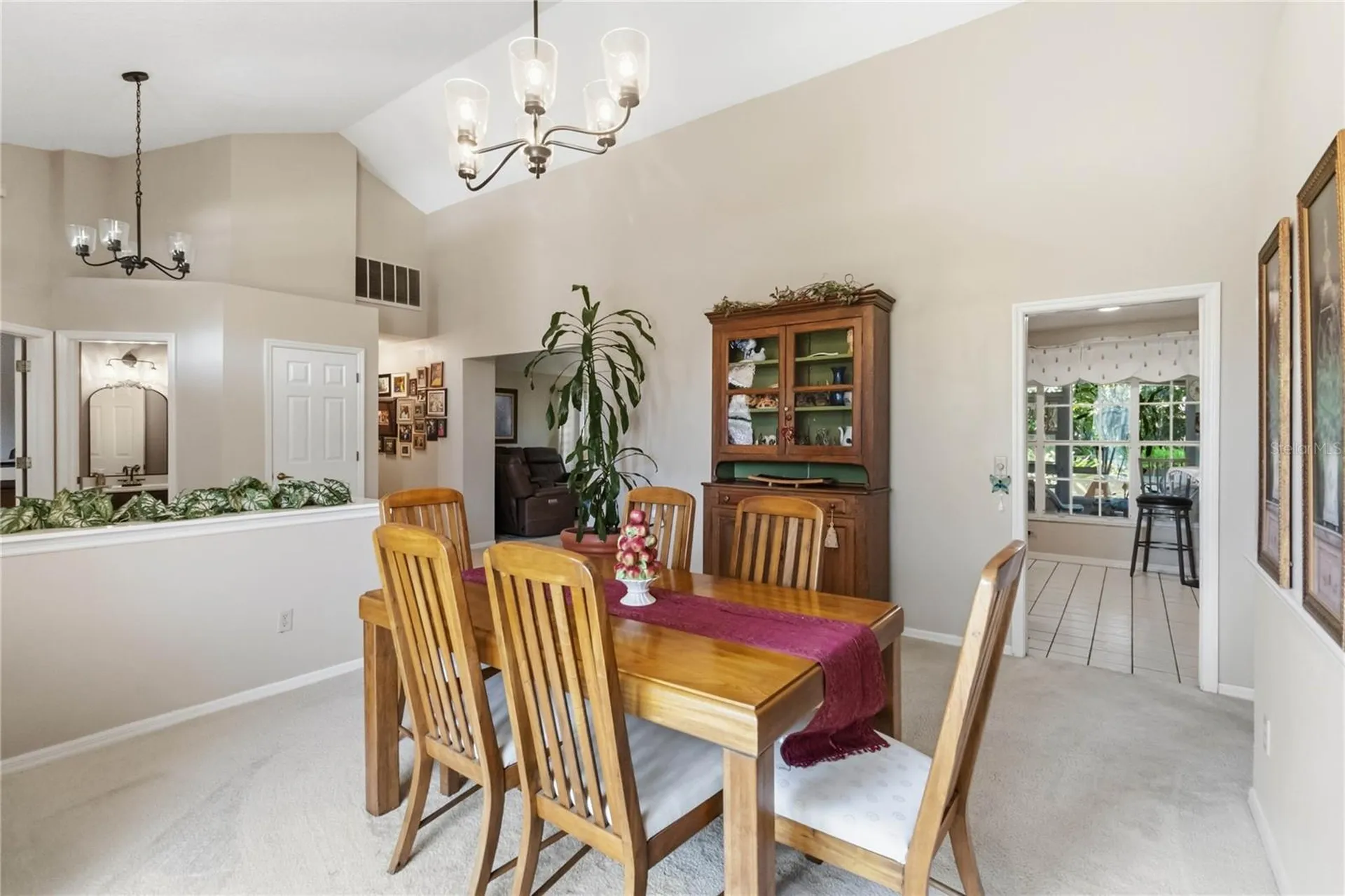 2043 Sawgrass Drive Apopka FL 32712