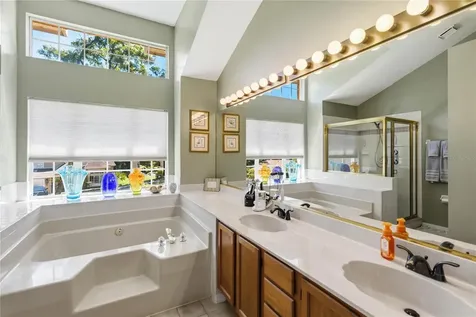 2043 Sawgrass Drive Apopka FL 32712