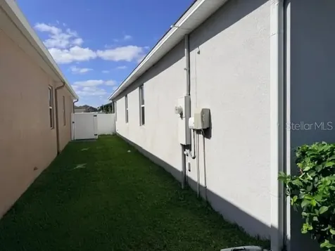 4336 Moon Shadow Loop Mulberry FL 33860