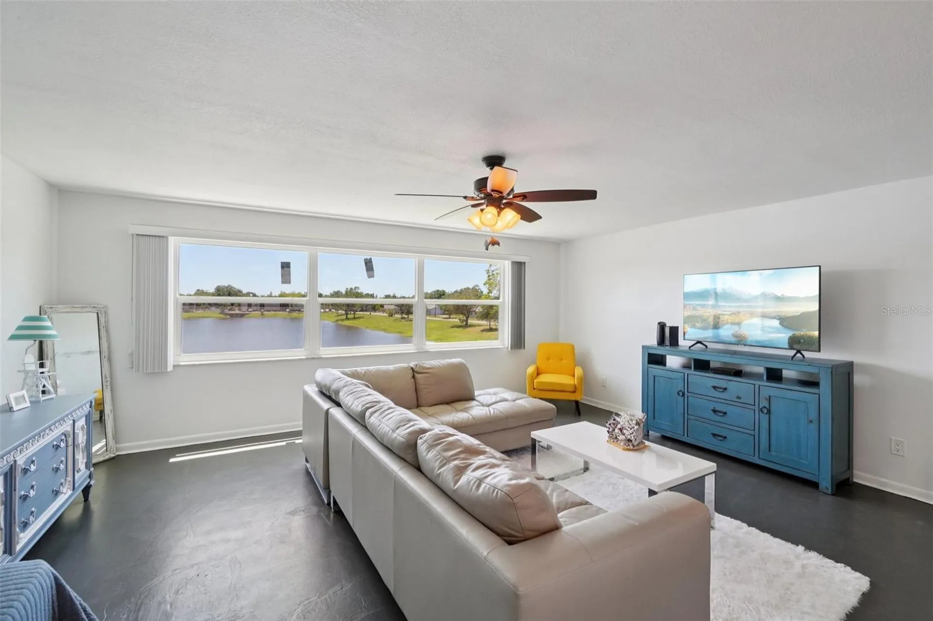3850 13th Avenue N St Petersburg FL 33713
