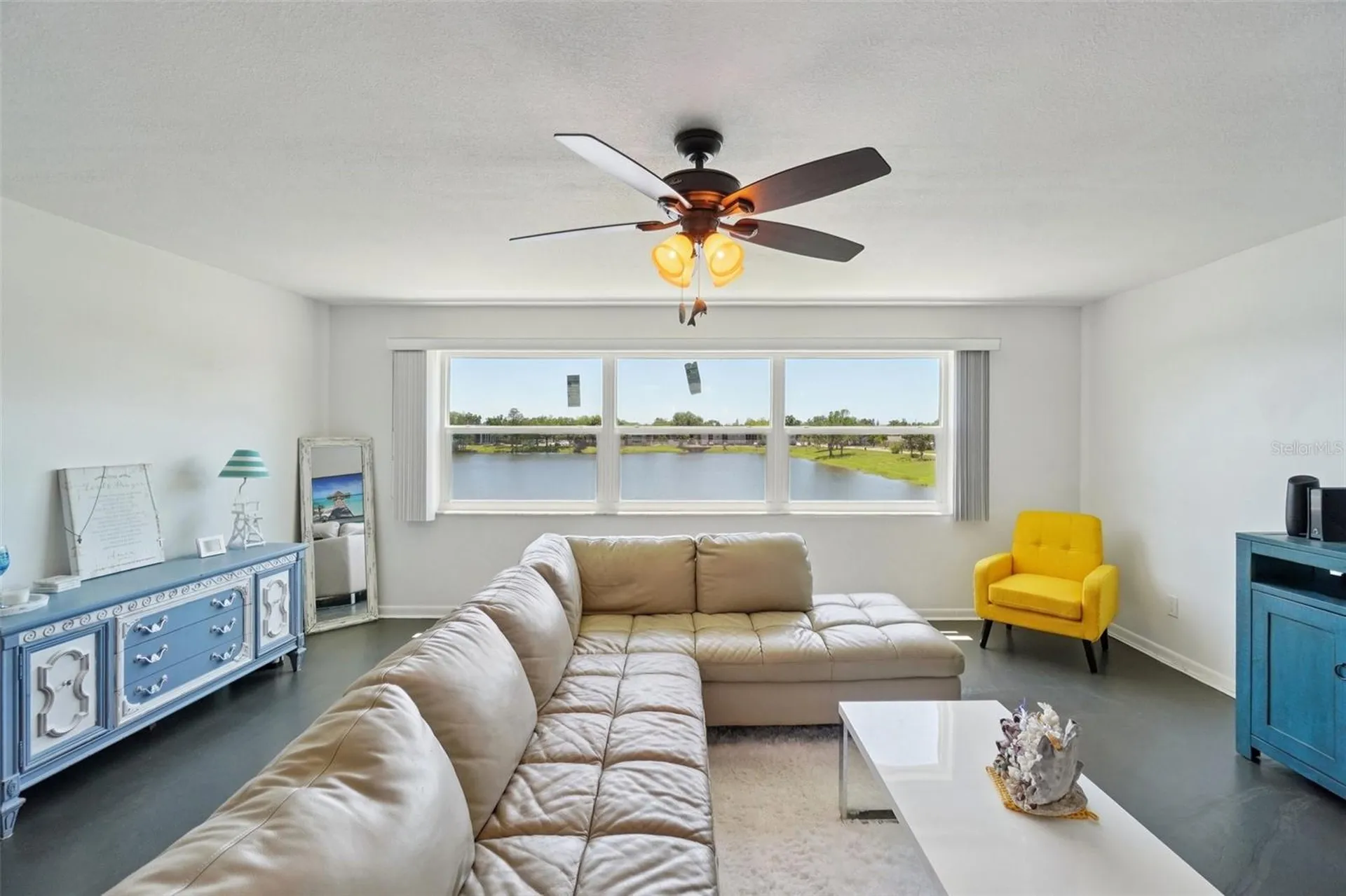 3850 13th Avenue N St Petersburg FL 33713