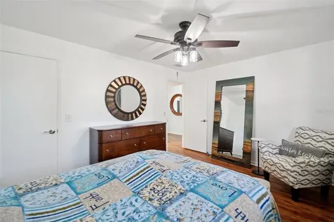 3850 13th Avenue N St Petersburg FL 33713
