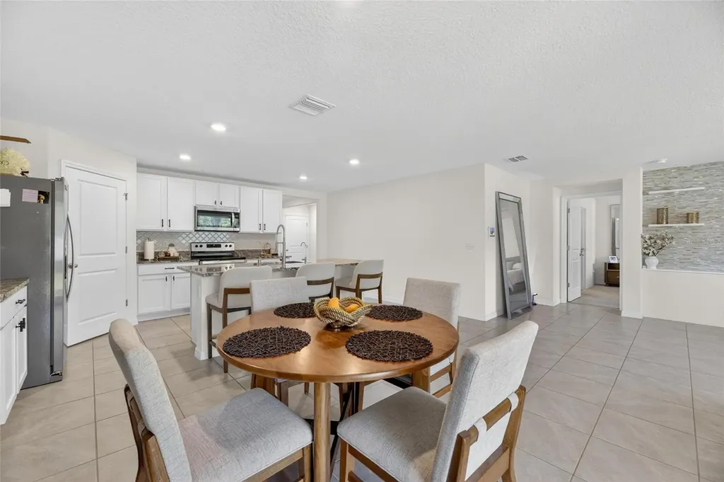 3255 Silver Date Drive Wimauma FL 33598