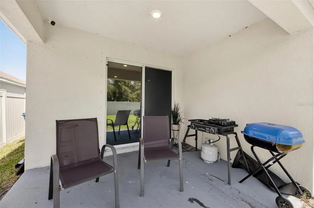 3255 Silver Date Drive Wimauma FL 33598