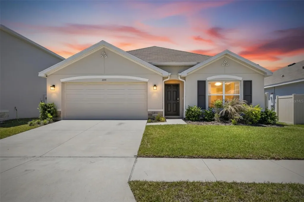 3255 Silver Date Drive Wimauma FL 33598