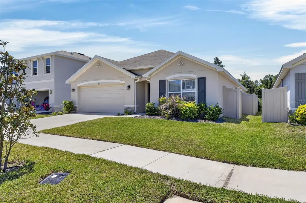 3255 Silver Date Drive Wimauma FL 33598