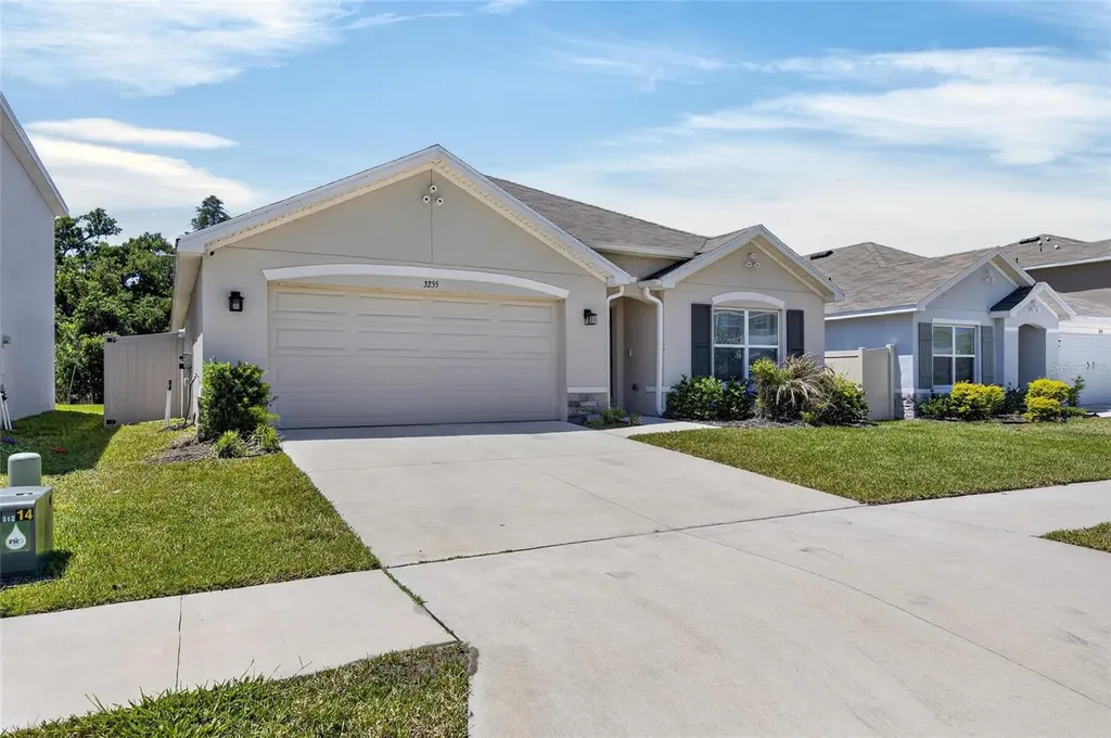 3255 Silver Date Drive Wimauma FL 33598