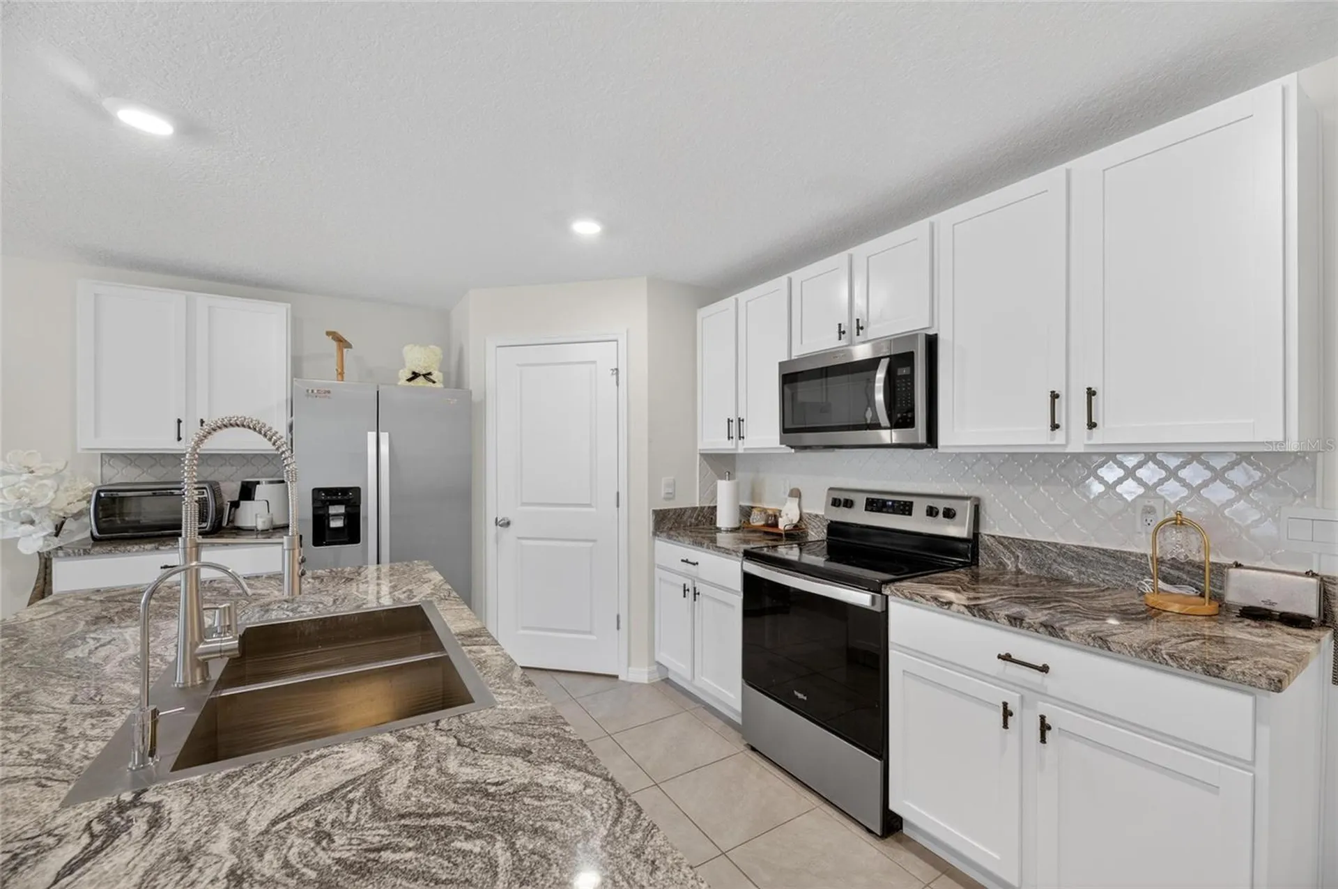 3255 Silver Date Drive Wimauma FL 33598