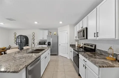 3255 Silver Date Drive Wimauma FL 33598