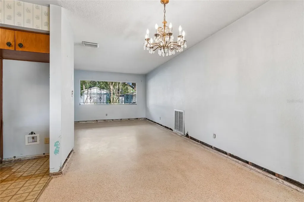 4703 S Renellie Drive Tampa FL 33611