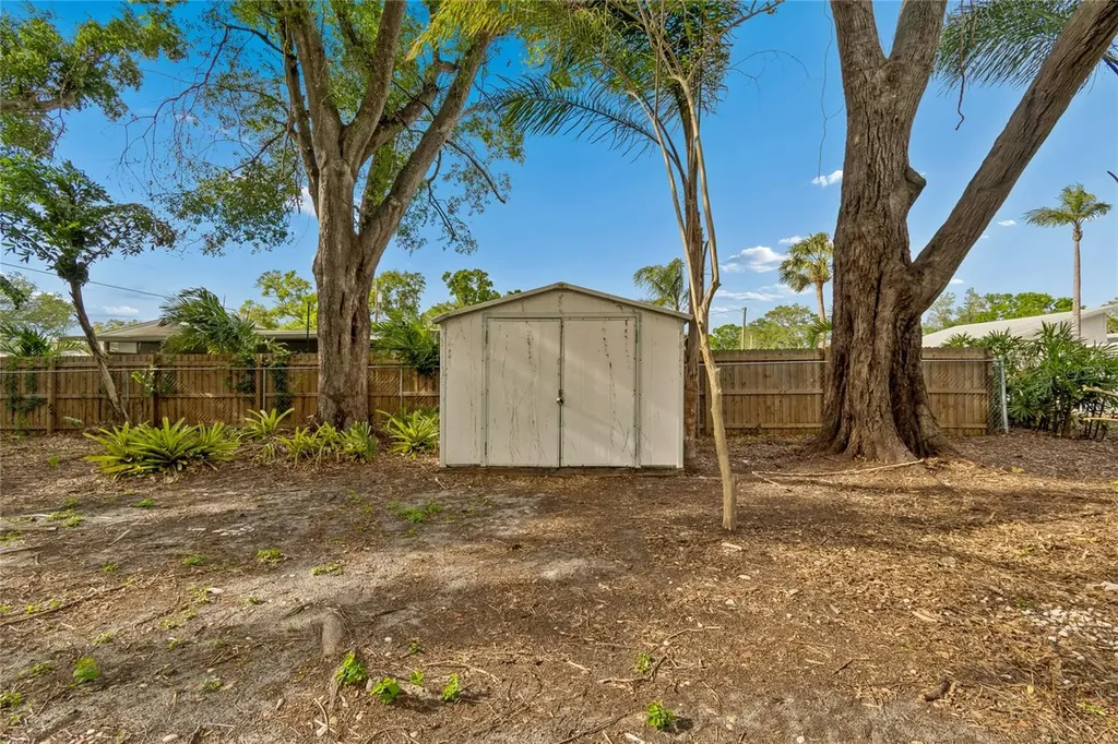 4703 S Renellie Drive Tampa FL 33611