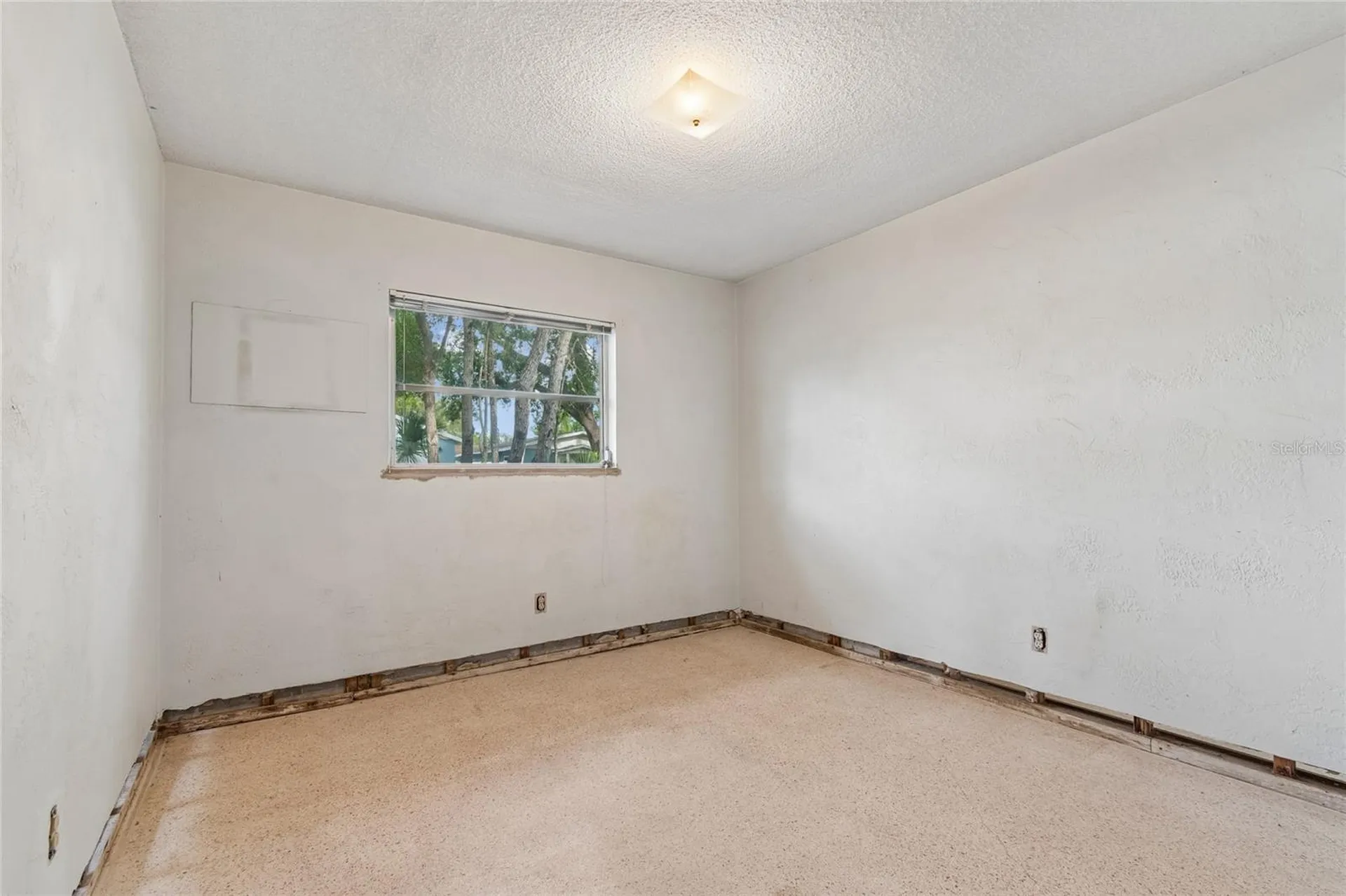 4703 S Renellie Drive Tampa FL 33611