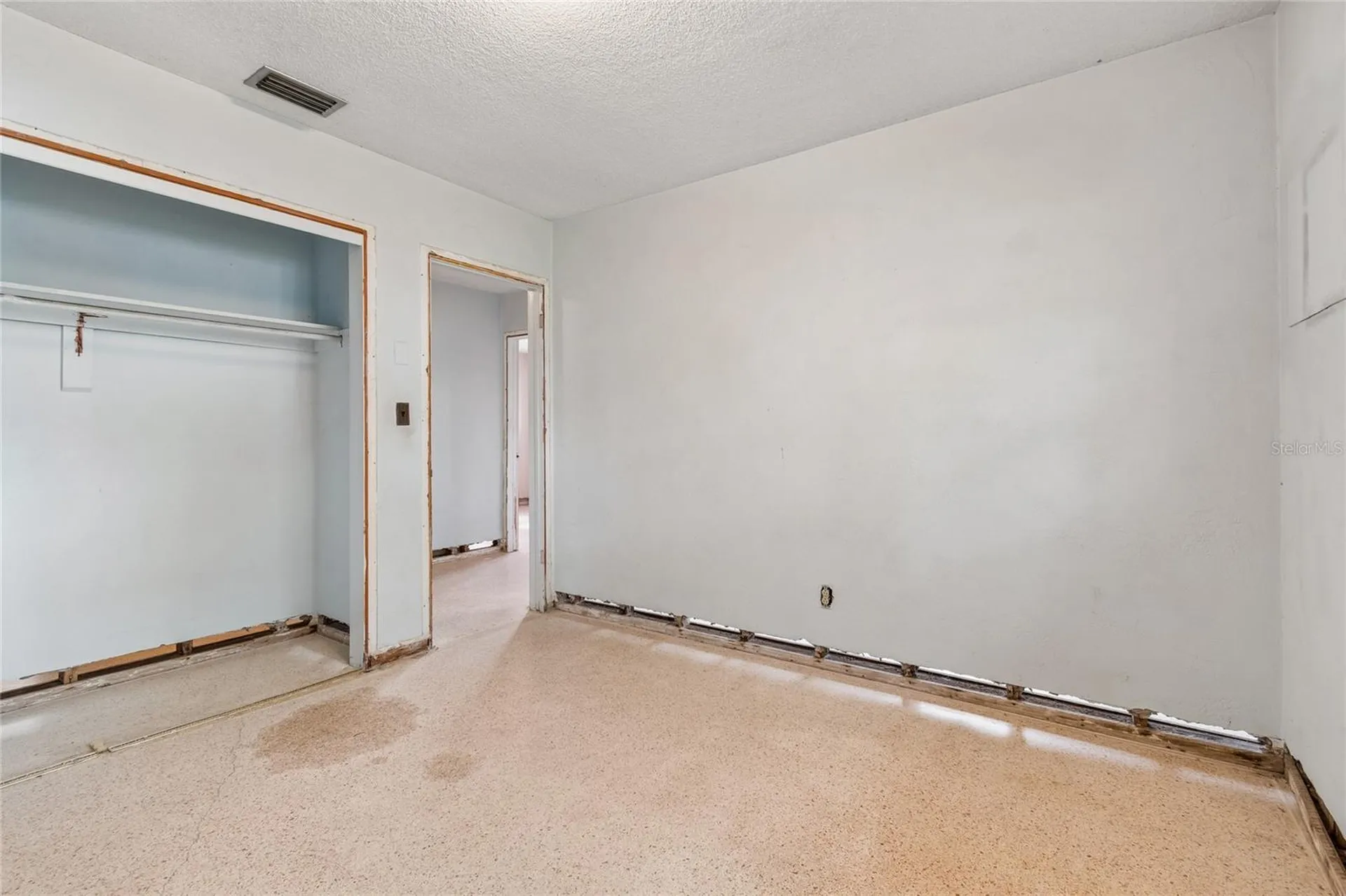 4703 S Renellie Drive Tampa FL 33611