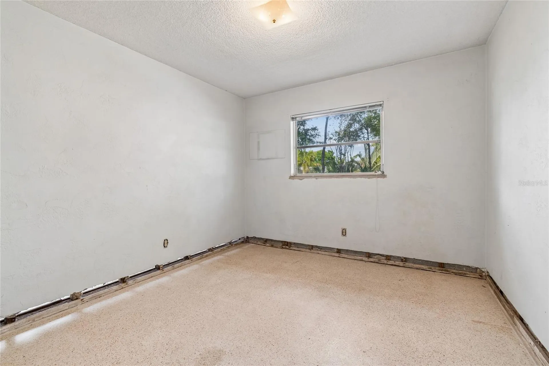 4703 S Renellie Drive Tampa FL 33611