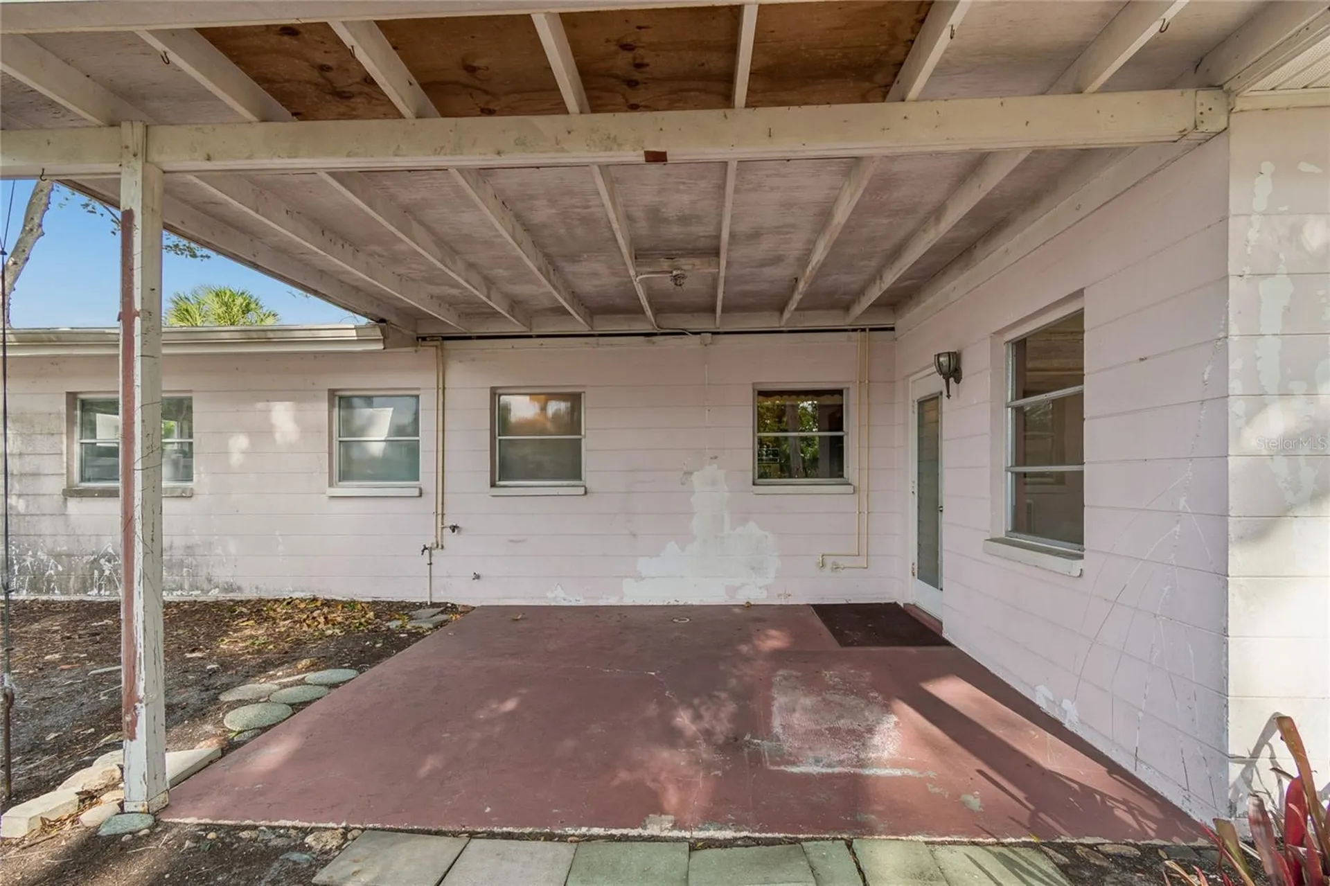 4703 S Renellie Drive Tampa FL 33611