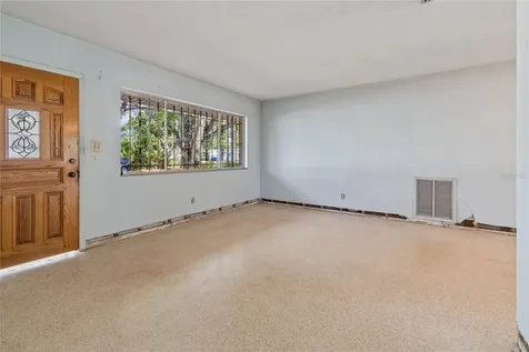 4703 S Renellie Drive Tampa FL 33611